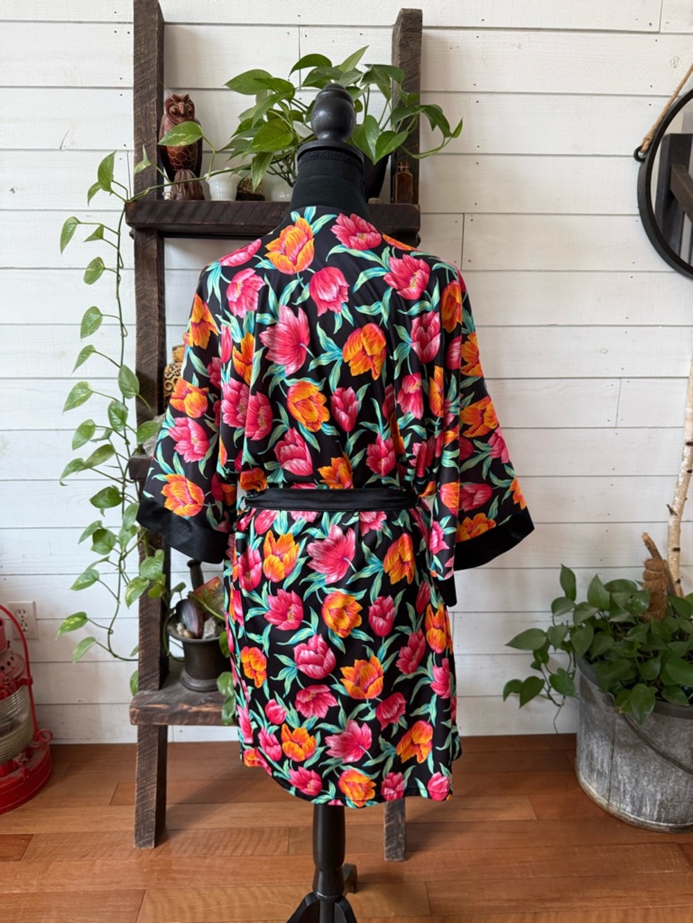 Black Floral Satin Kimono Bathrobe with Pink & Orange Tulip Blooms - Picture 3 of 17